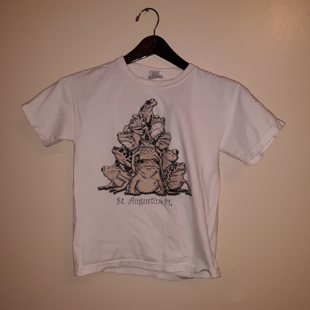 White t shirt